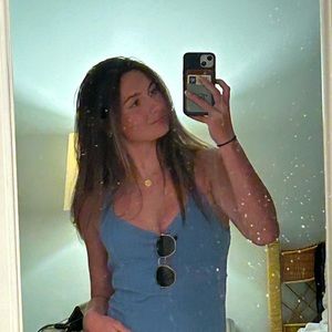 Meet your Posher, Caroline